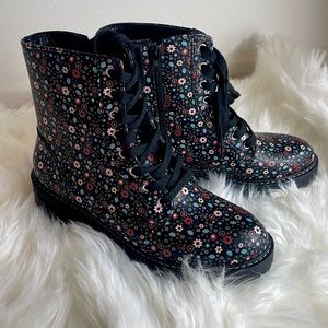 Flower boots from Francescas. Size 9.5